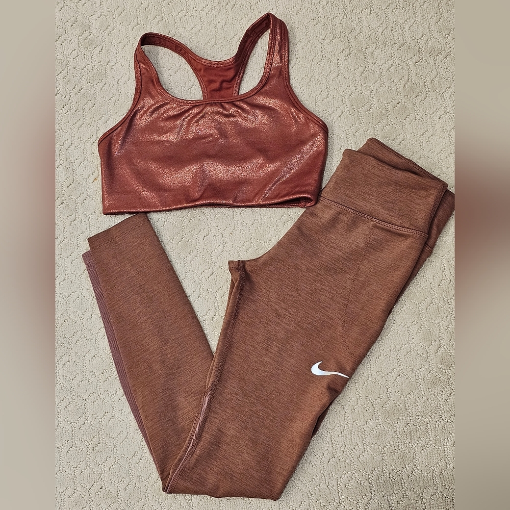 Nike Leggings & Sports Bra